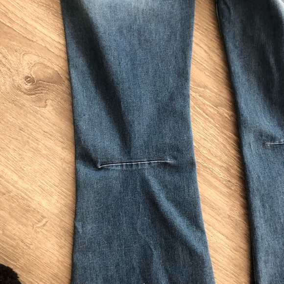 Free People flare Jeans. - Picture 4 of 11